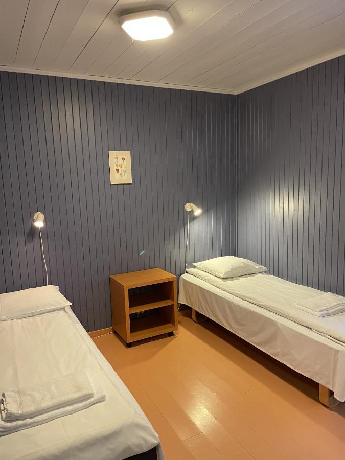 来飞亚利芬日提妲挪度酒店 Lærdalsøyri 外观 照片