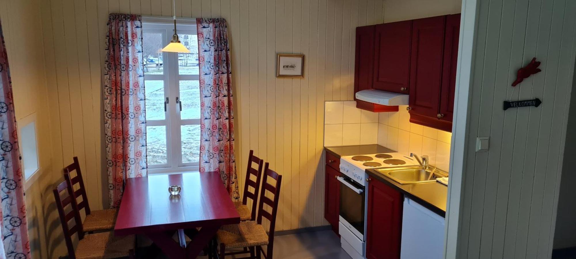 来飞亚利芬日提妲挪度酒店 Lærdalsøyri 外观 照片