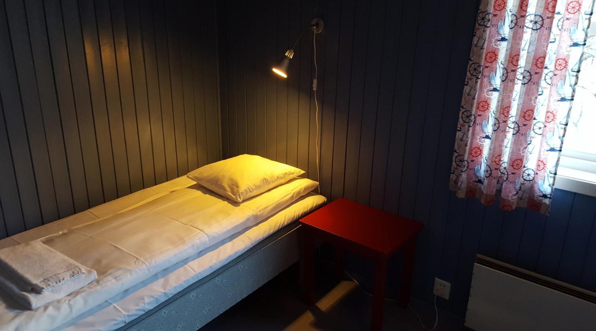 来飞亚利芬日提妲挪度酒店 Lærdalsøyri 外观 照片